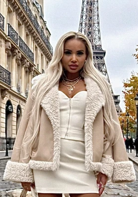 Montreux escort Giulia luxurious