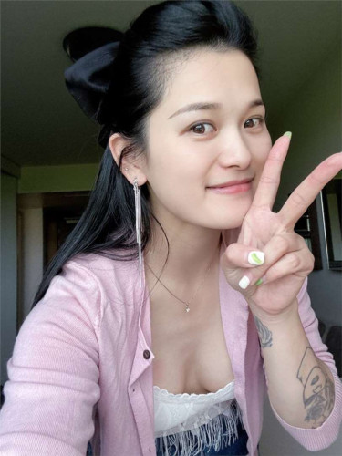 Écolière asiatique